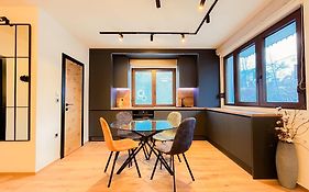 Magical Design Home In Tarvisio